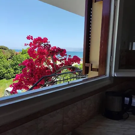 Cavos Sunrise Beach Apartments Kavos Exterior photo